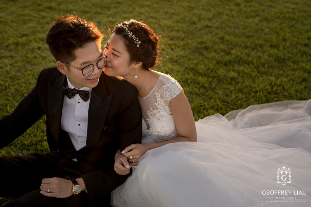 Perth Prewedding Photographer - Golden light